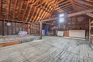 388 Elm St, Laconia, NH 03246 - Photo 26