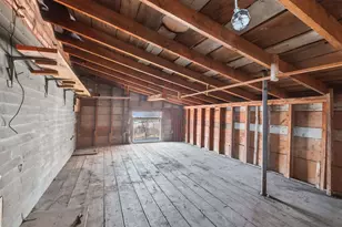 388 Elm St, Laconia, NH 03246 - Photo 28