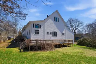 388 Elm St, Laconia, NH 03246 - Photo 28