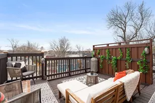 348 Maplewood Ave, Portsmouth, NH 03801 - Photo 14