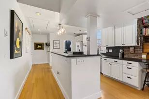 348 Maplewood Ave, Portsmouth, NH 03801 - Photo 26