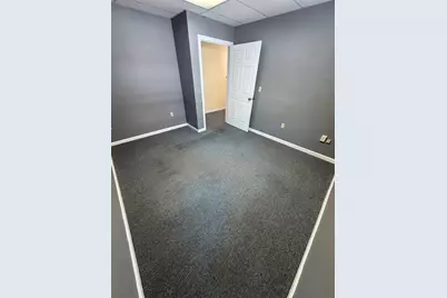 50 Nashua Road #Suite 302, Unit 1, Londonderry, NH 03053 - Photo 14