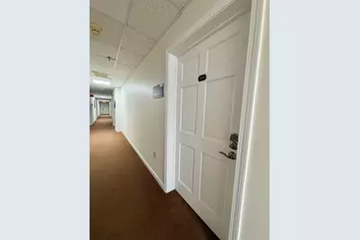 50 Nashua Road #Suite 302, Unit 2, Londonderry, NH 03053 - Photo 8