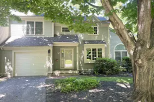 63 Peninsula Dr, Stratham, NH 03885 - Photo 2