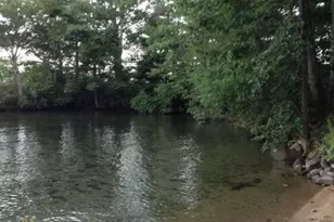 204 Shore Dr, Laconia, NH 03246 - Photo 10