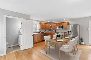 28 Shore Dr, Salem, NH 03079 - Photo 6