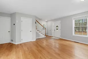 28 Shore Dr, Salem, NH 03079 - Photo 10