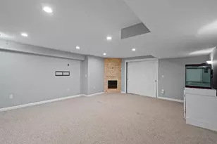 28 Shore Dr, Salem, NH 03079 - Photo 24