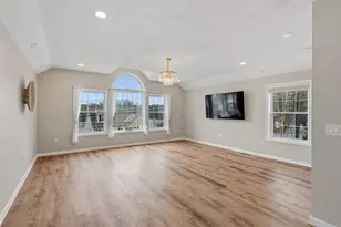 28 Shore Dr, Salem, NH 03079 - Photo 12