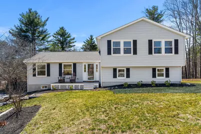 8 Muirfield Drive, Stratham, NH 03885 - Photo 2