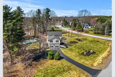 8 Muirfield Drive, Stratham, NH 03885 - Photo 4