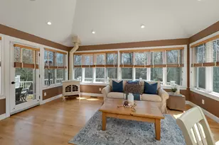 70 Colonel Daniels Dr, Bedford, NH 03110 - Photo 20