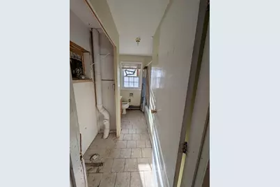 107 S Wilson Street, Manchester, NH 03103 - Photo 42