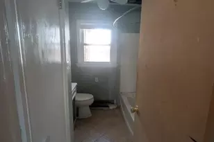 107 S Wilson St, Manchester, NH 03103 - Photo 26