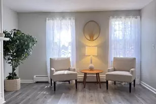 18 Boulder Brook Dr, Exeter, NH 03833 - Photo 2