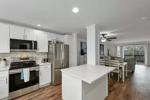 1465 Hooksett Rd, Hooksett, NH 03106 - Photo 4