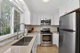 157 Slalom Ln, Franconia, NH 03580 - Photo 6