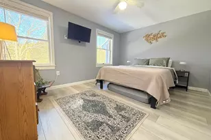 32 Kimball Pl, Claremont, NH 03743 - Photo 16
