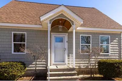 13 Elmview Circle, Dover, NH 03820 - Photo 2