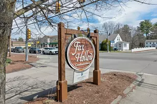 631 Fox Hollow Dr, Hudson, NH 03051 - Photo 2