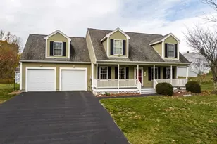 11 Maize Dr, Somersworth, NH 03878 - Photo 2