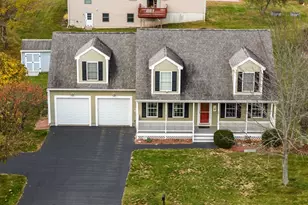 11 Maize Dr, Somersworth, NH 03878 - Photo 4