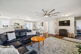 1 Three Ponds Dr, Brentwood, NH 03833 - Photo 4