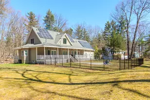 28 Fairway Dr, Merrimack, NH 03054 - Photo 2