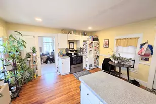 19 Sanders St, Concord, NH 03303 - Photo 8