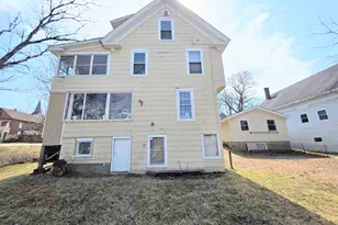 19 Sanders St, Concord, NH 03303 - Photo 4