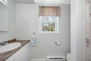 42 Barretts Hill Rd, Hudson, NH 03051 - Photo 16