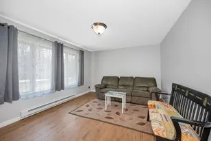 42 Barretts Hill Rd, Hudson, NH 03051 - Photo 4