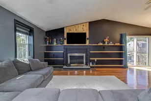 56 Hazelton Ct, Manchester, NH 03103 - Photo 8