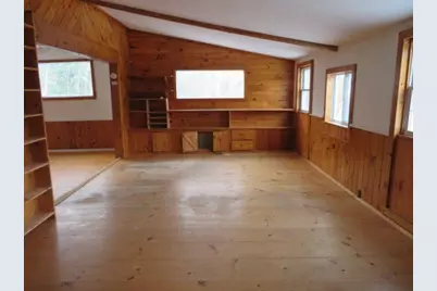 990 Oregon Road, Concord,  05906 - Photo 12