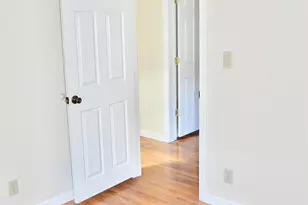 15 South Cranberry Ln, Rochester, NH 03867 - Photo 18