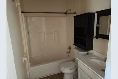 75 W Main Street, Littleton, NH 03561 - Photo 4