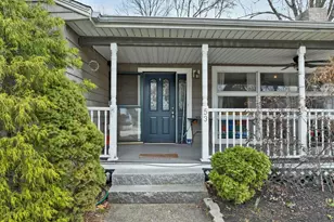 53 Atherton Ave, Nashua, NH 03064 - Photo 4