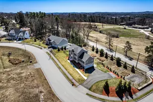 27 Scenic Dr, Manchester, NH 03104 - Photo 32