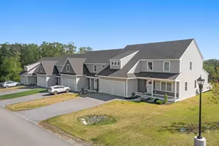 73 Driftwood Cir, Sandown, NH 03873 - Photo 30