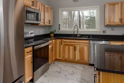 4 Skyline Drive, Essex, VT 05452 - Photo 4