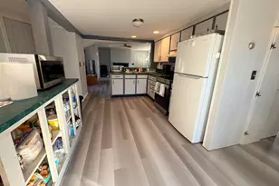 21 Arlington St, Laconia, NH 03246 - Photo 10