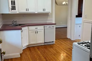 92 Ashland St, Manchester, NH 03104 - Photo 22