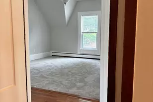 92 Ashland St, Manchester, NH 03104 - Photo 6