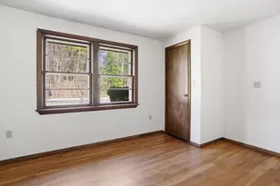 7 Zan Dr, Goffstown, NH 03045 - Photo 12