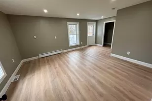 123 E Main St, Bradford, NH 03221 - Photo 22