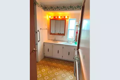 135 Maple Street, Enfield, NH 03748 - Photo 16