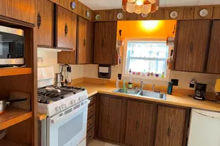 135 Maple St, Enfield, NH 03748 - Photo 4