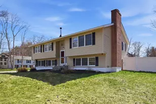 38 Vernon Ave, Rochester, NH 03867 - Photo 2