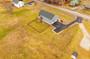 119 Warwick Rd, Winchester, NH 03470 - Photo 16