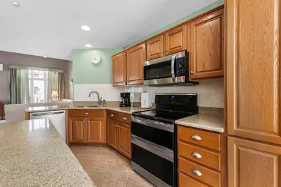 18 Falcon Way, Hale's Location, NH 03860 - Photo 10